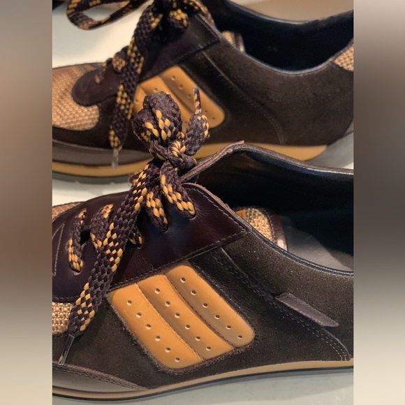 Authentic Brown Louis Vuitton Sneakers Womens - Picture 6 of 7